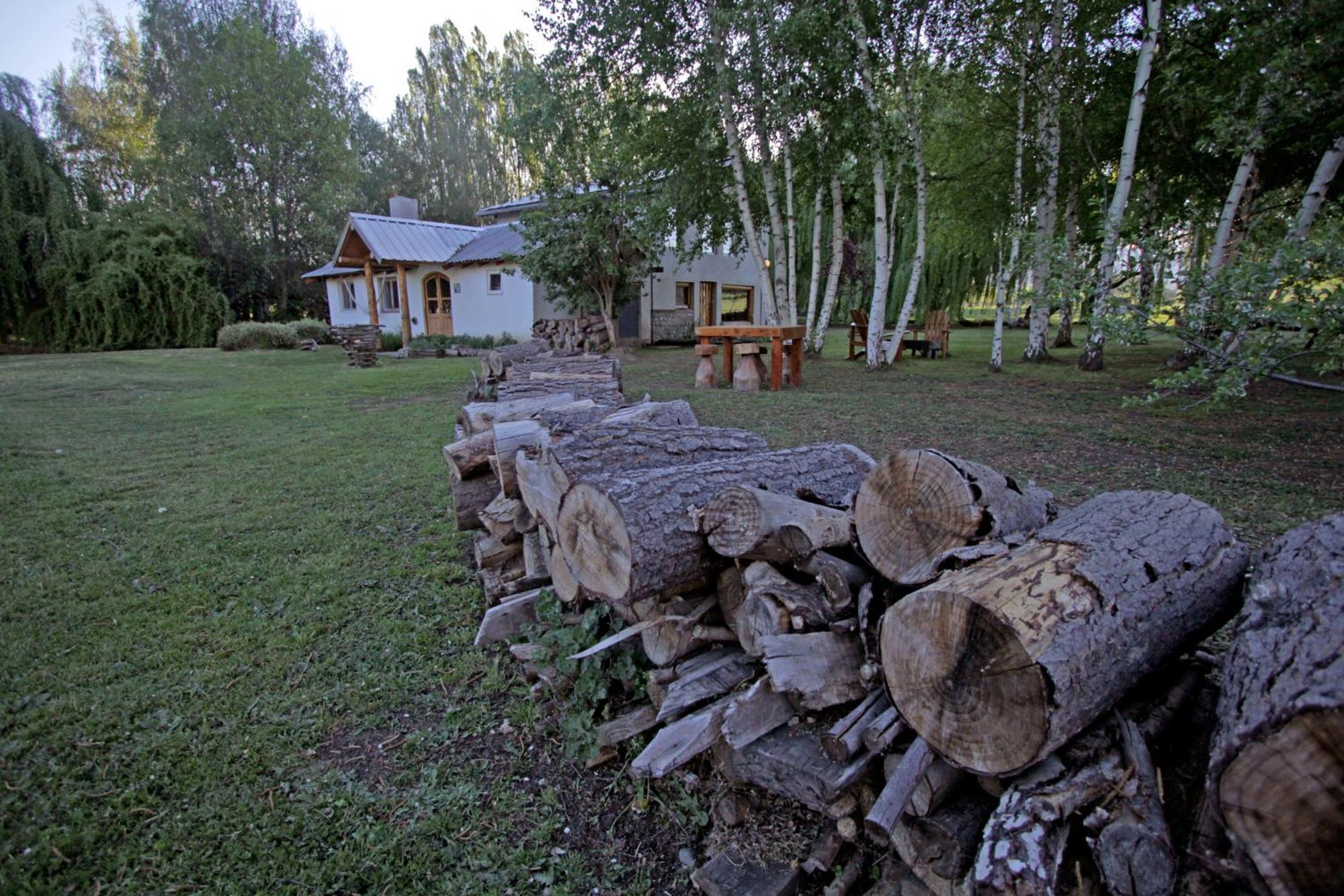 Hostel Lc Hoyo de Epuyén Εξωτερικό φωτογραφία